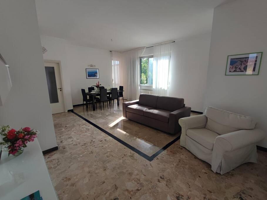 La Vie En Rose Flat Apartment เซสตรี เลวานเต ภายนอก รูปภาพ